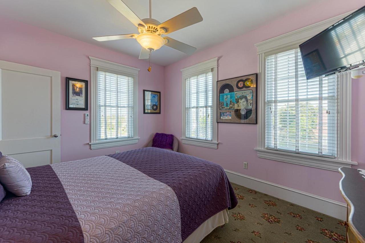 Summer Nites Bed & Breakfast 3*
